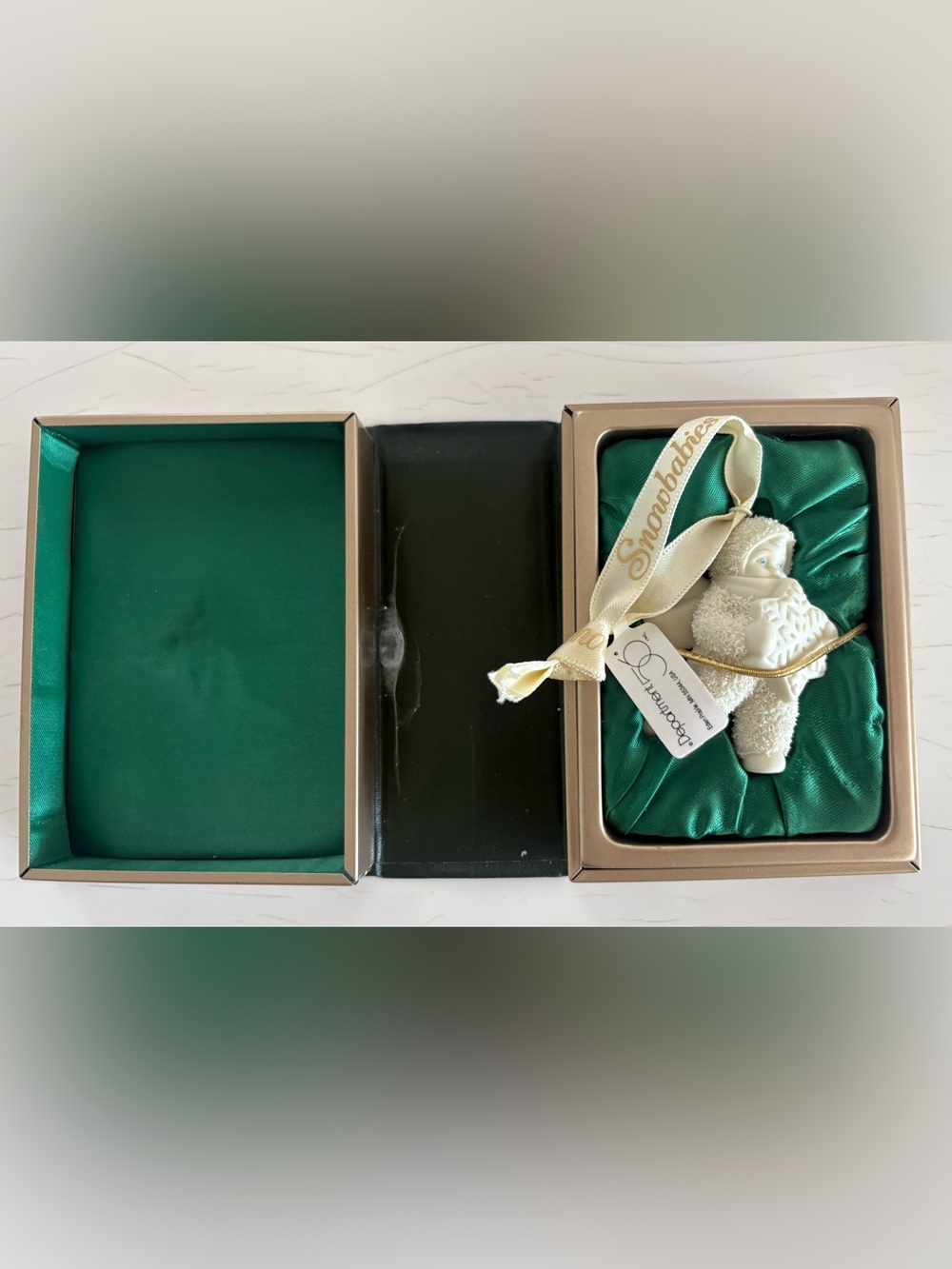 Retired Department 56 Snowbabies 'Let it Snow' Ornament